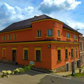 Hostinec a penzion U Rezků, hotel in Jistebnice