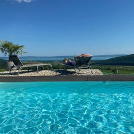 Panorama, Balaton, hotel em Dörgicse