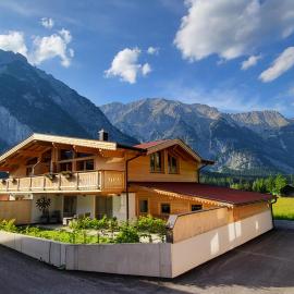 Chalet Leßner, hotel i Leutasch
