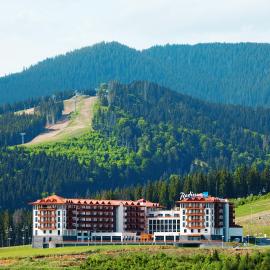 Radisson Blu Resort Bukovel, hotel di Bukovel