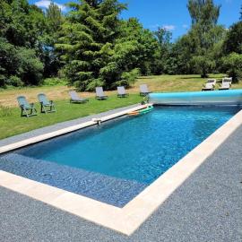 Domaine des grands chênes, hotel u gradu Préveranges