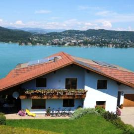 Ferienwohnungen Enzi, hotel in Sekirn