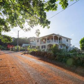 Les Naïades, hotel u gradu 'Goyave'