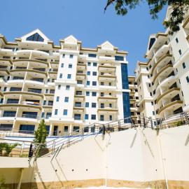 Penthouse Five - The Beautiful 3Br En-suite Apt