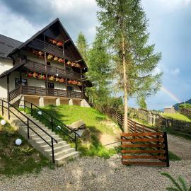 Roua Bucovinei: Sadova şehrinde bir otel