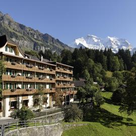 Hotel Alpenrose Wengen - a family affair since 1881, מלון בונגן