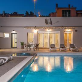 Holiday Home Quadro Rabac by 22Estates، فندق في راباك