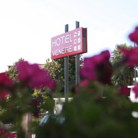 Hotel Venere, hotel u gradu Negrar