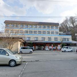 ホテルスターらんど, hotel di Tsuru 