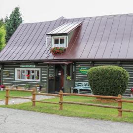 Penzion a Restaurace U Paseků, hotel u gradu Haračov