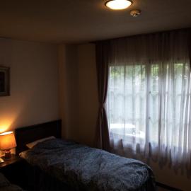 NAEBA KOGEN HOTEL, hotel sa Yuzawa