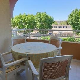 PORT FREJUS Studio Cabine 100m des plages 4 Person