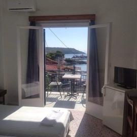 Ammoudia Rooms