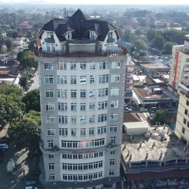seven skies hotel, хотел в Аруша