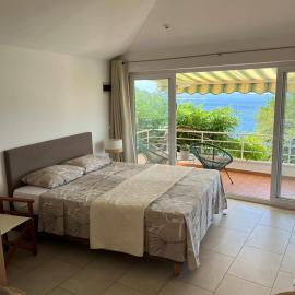 Studio apartment SOL, хотел в Млини
