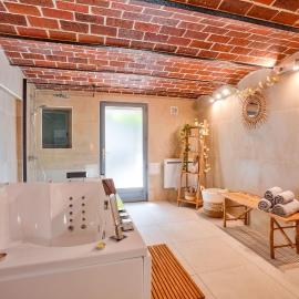 Sospa - Suite spa privatif, hotell sihtkohas La Falaise