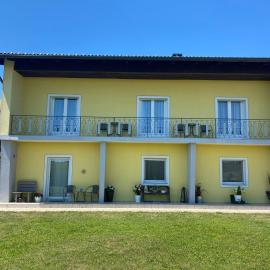 Apartment in Sankt Kanzian near Klopeiner Lake: Srejach şehrinde bir otel