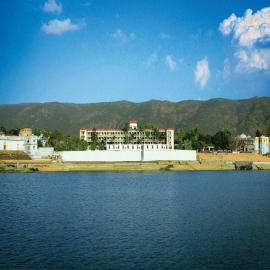 Hotel Pushkar Palace, khách sạn ở Pushkar