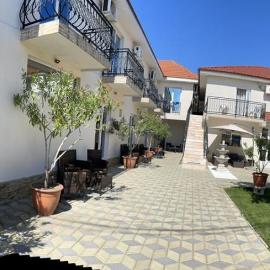 Casa Athena, hotel en Costinesti