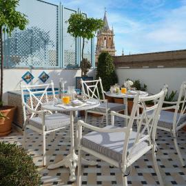 Hotel Boutique Triana House, hotel v destinácii Seville