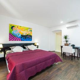 Aparment Lila