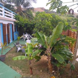 Maison chaleureuse avec vue sur mer: Terre-de-Haut şehrinde bir otel