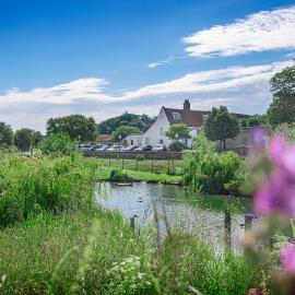 The Manor Coastal Hotel & Inn, Blakeney - The Coaching Inn Group, хотел в Блейкни