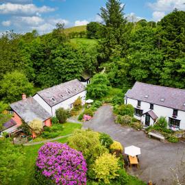 Brynarth Country Cottages, hotel Aberystwythben