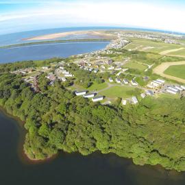 밀롬에 위치한 호텔 Plot 188D Lakeside Cabin, Wyldecrest, Millom