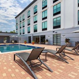 Best Western Plus McAllen Airport Hotel, khách sạn ở McAllen