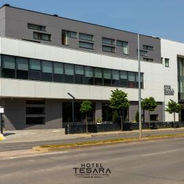 Hotel Tesara – hotel w mieście Prizren