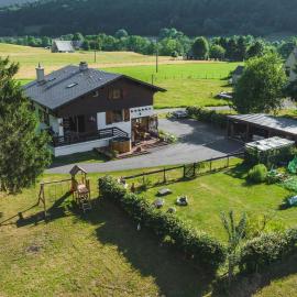 Chalet Ouréa, готель у місті Кампан