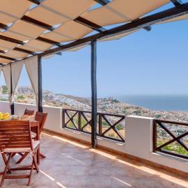 Vera Vista Syros, hotelli kohteessa Áno Sýros