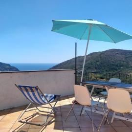 Trilocale in dimora tipica, hotel di Montale