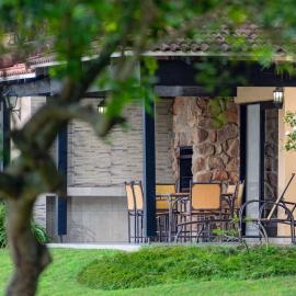 Pine Lake Resort、ホワイトリバーのホテル
