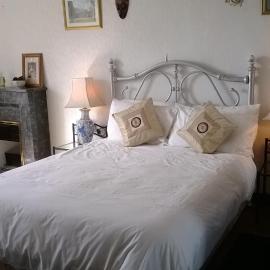 La Châtaigne Dorée, hotel a Saint-Pierre-de-Fursac