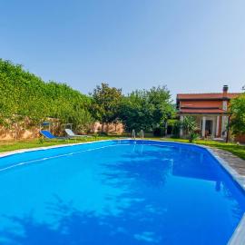 Holiday Home Narona