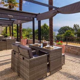 Villa Clara, hotel u gradu Lovran