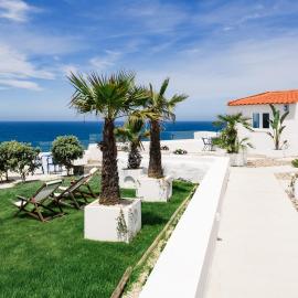 OUTPOST - Ocean Casitas, מלון בAzenhas do Mar