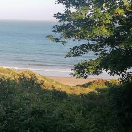 Le Chalet - 2 Bedroom Chalet House sleeps 3, hotel in Pembrokeshire