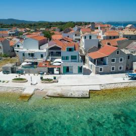 Villa Krapljunka, hotel v destinácii Krapanj