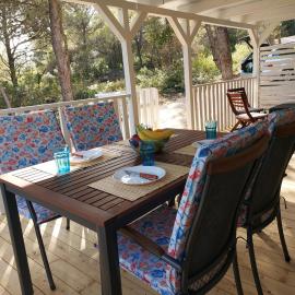 Philomena Mobile home Camping Pasman, hotel en Pašman