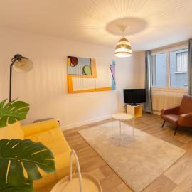 Votre Maison Loin de Chez Vous, hotel a Châteaugay