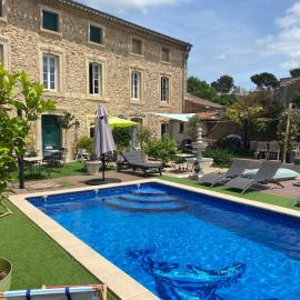 La Marelle chambre d hôtes à 500m du Canal du Midi, hotel em Laredorte