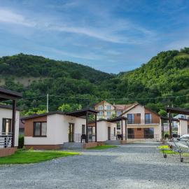 Fishing Trip Divici, Hotel in Divici