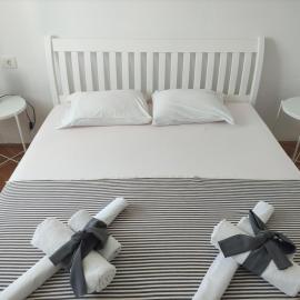 Apartmani More, hotel in Petrovac na Moru