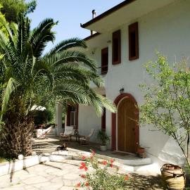 Spacious Villa close to an amazing Sithonia beach