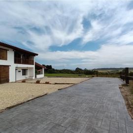 Rural Norte, hotel v destinácii Bañugues