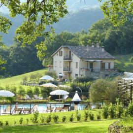 Cerqua Rosara Residence, hotel u gradu 'Valtopina'