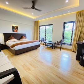 Shivanand Residency, hotel din Jejūri